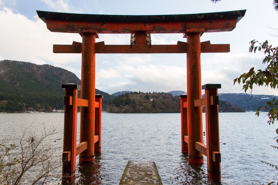 hakone torii gate - part of the hakone loop itinerary