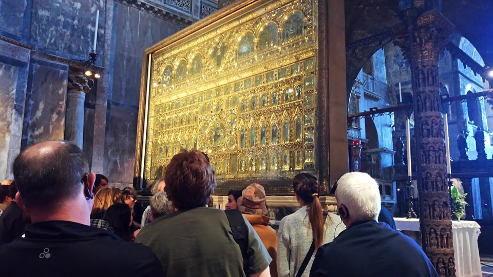 inside basilica di san marco pala d'oro